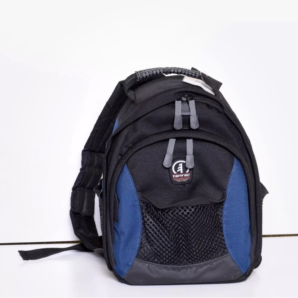 Tamrac 5371 Digital DSLR Camera Black and Blue Sporty Backpack Case